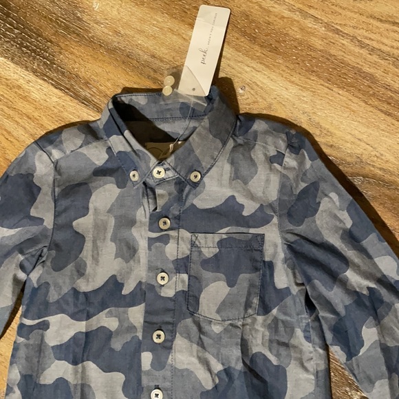 Peek Camo Button Front Shirt NWT - Picture 2 of 8